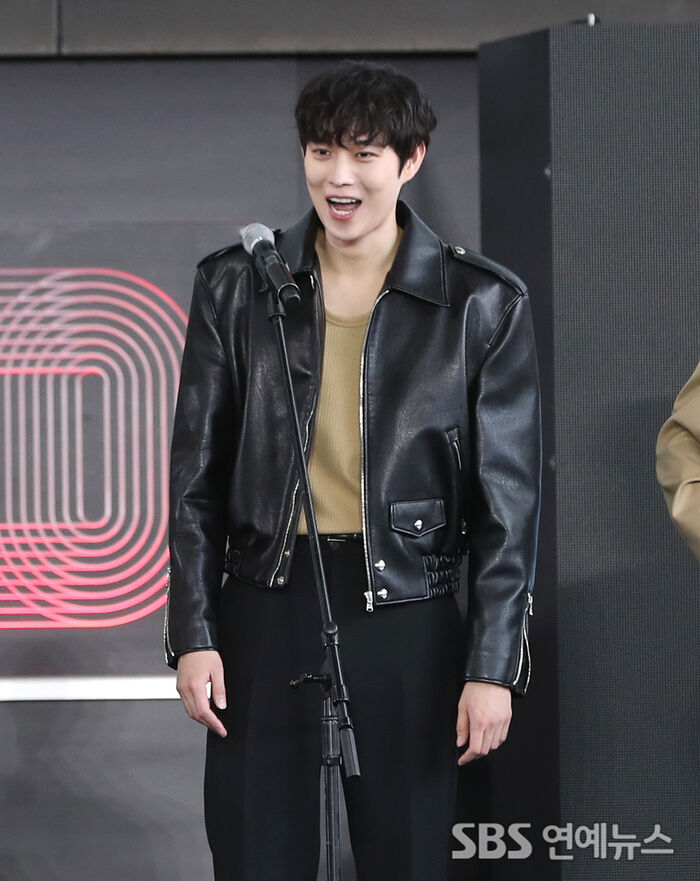 Kim Young Dae Charms Fans at BIFF