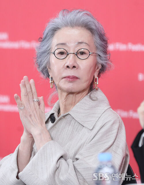 윤여정