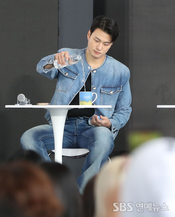 Shin Seung-ho Brings 'Water Sommelier' Energy to BIFF Open Talk