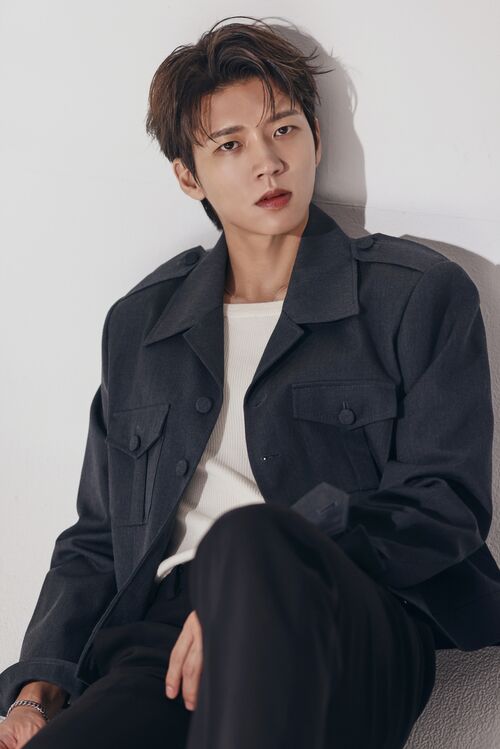 남우현