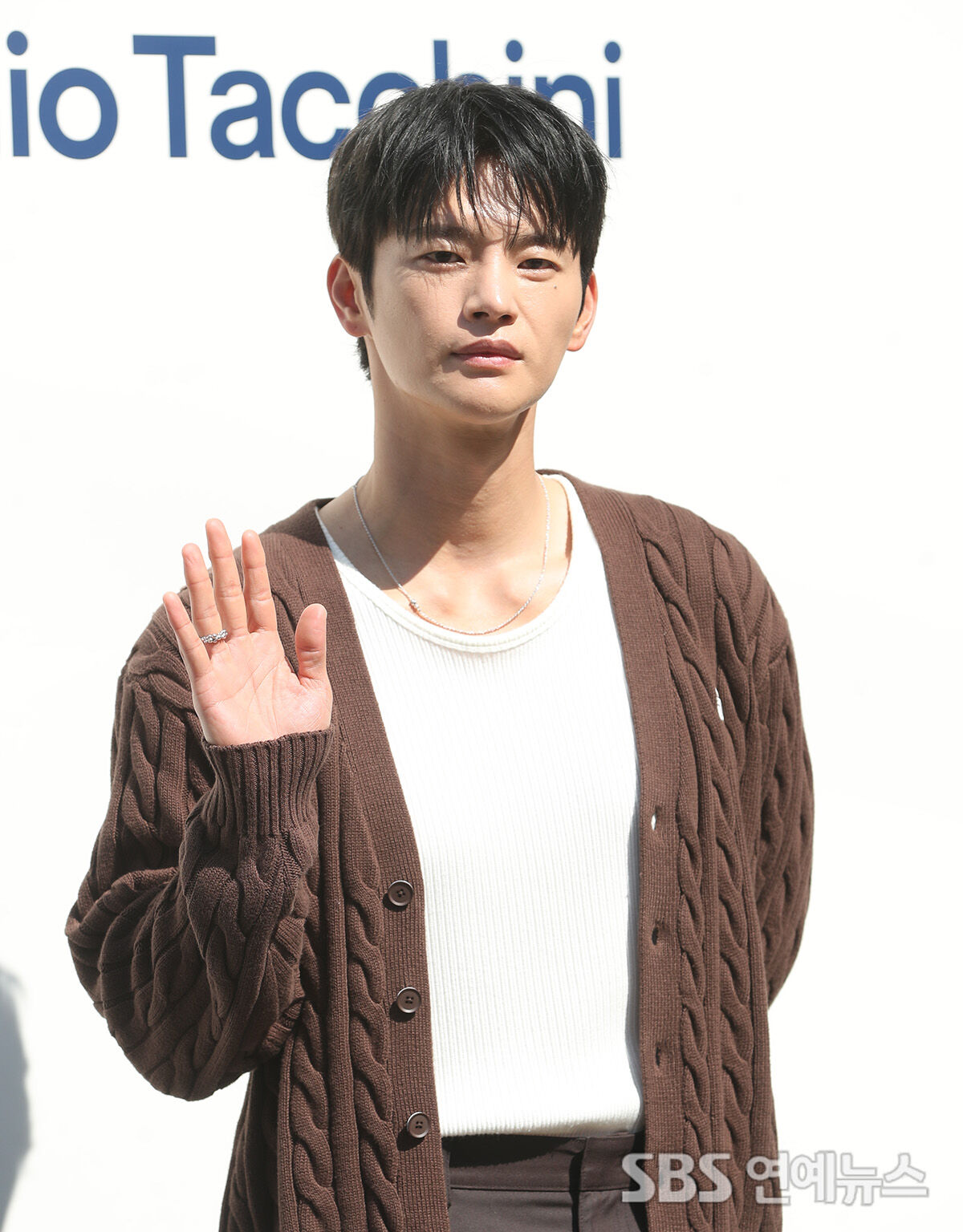 서인국