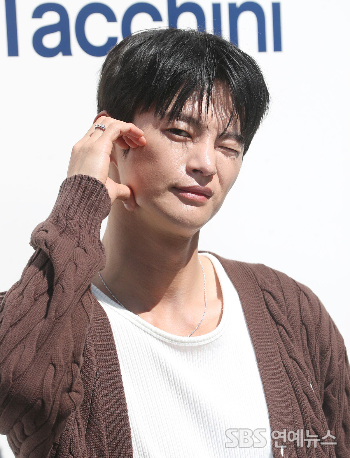 서인국