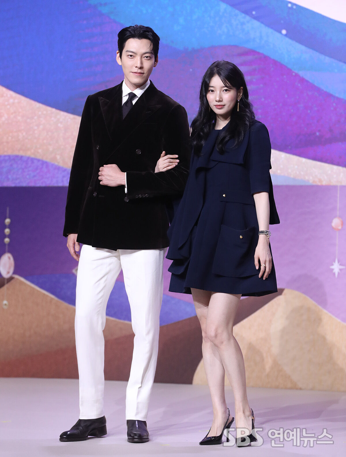 김우빈 수지