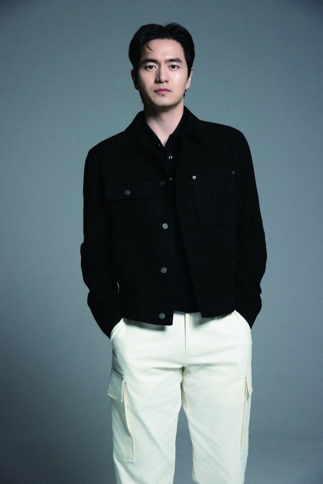 이진욱