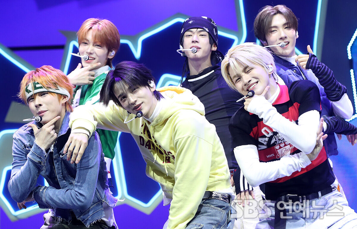 투어스
