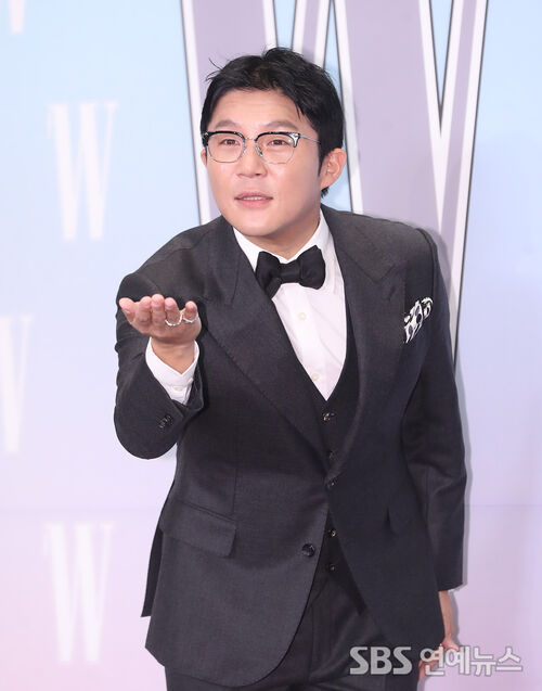 '유퀴즈·1박2일' 전격 하차 조세호 "주변 관계 신중했어야…의혹은 전혀 사실 아냐"