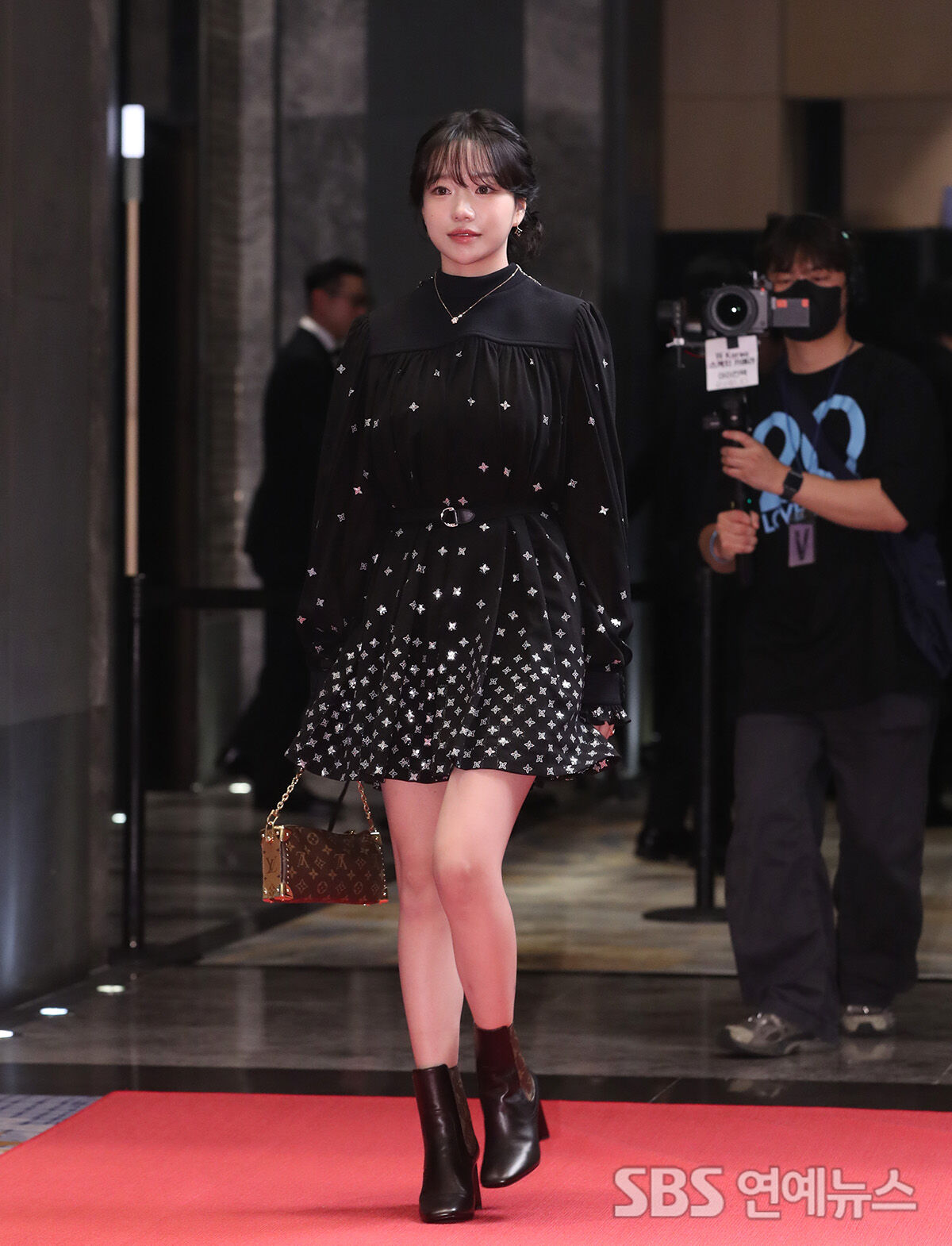 조유리
