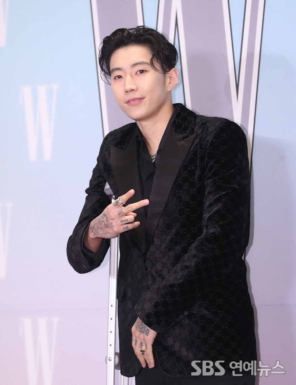 박재범