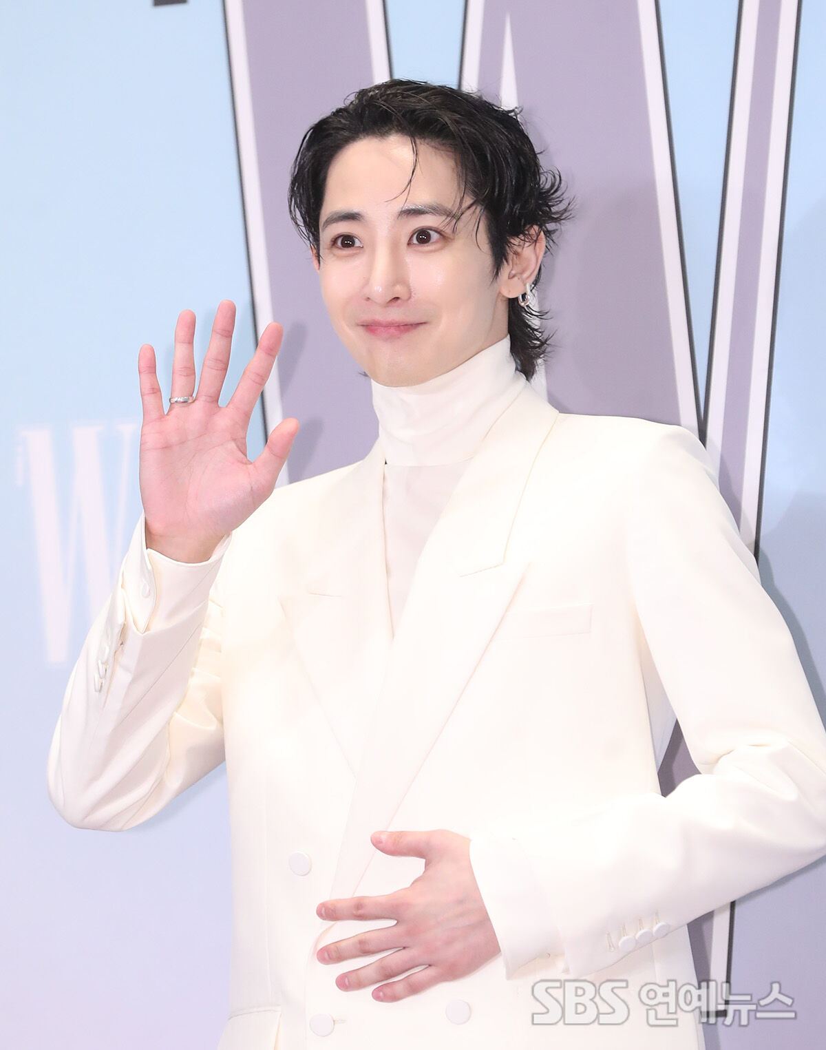 이수혁