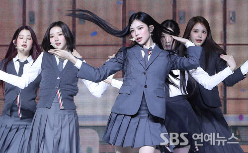 Hearts2Hearts' IAN Takes Center Stage at 'FOCUS' Media Showcase