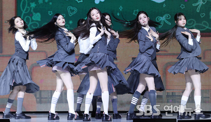 Hearts2Hearts Unveils 'FOCUS' With Sweet, Girl-Next-Door Vibes