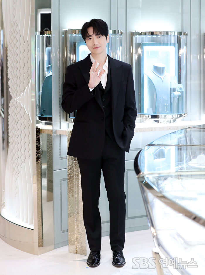 Lee Joon-hyuk