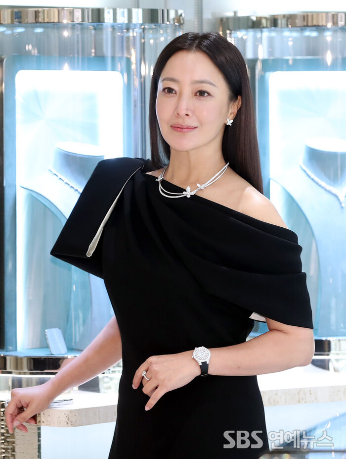 Kim Hee-sun