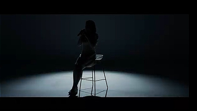 '7년 만의 컴백' 오윤혜, 새앨범 발매 D-1...반전 매력의 신곡 '안아줘' 티저 공개