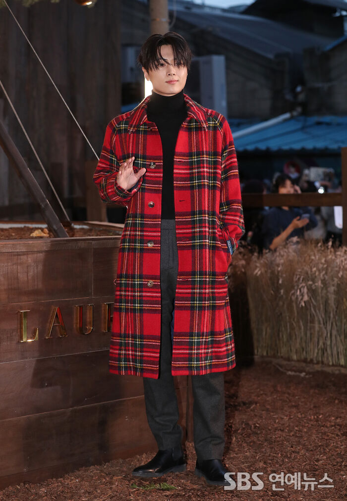 ENHYPEN's JAY Goes Festive in a Christmas-Red Coat