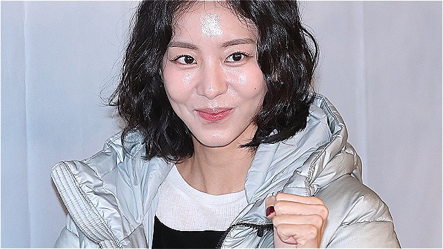 [E포토] 유이, '무쇠 복서의 매서운 주먹'