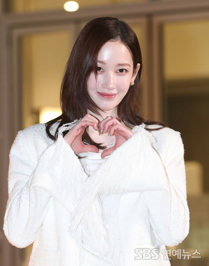 Jeon Jong-seo at a beauty brand photo wall event in Hannam, Seoul