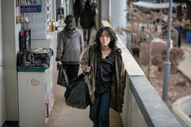 이재인X홍경</font> '콘크리트 마켓', 12월 3일 개봉…재난 이후의 세상