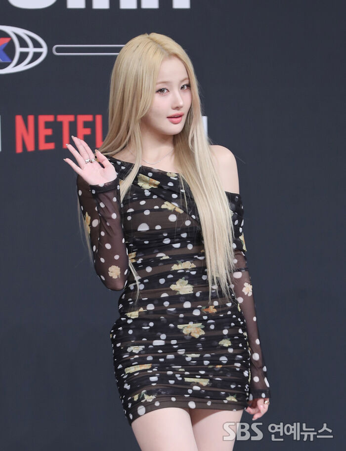 KISS OF LIFE's Belle