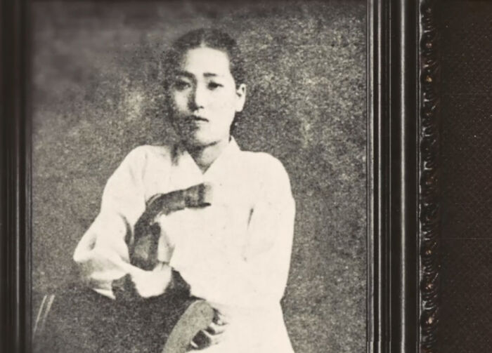 Song Hye-kyo and Seo Kyung-duk