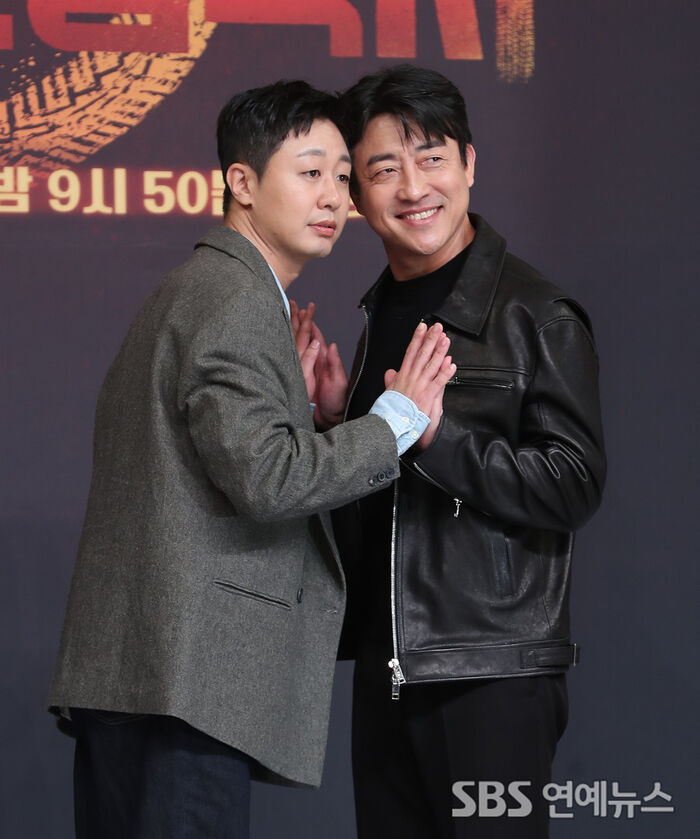Bae Yoo-ram and Jang Hyuk-jin