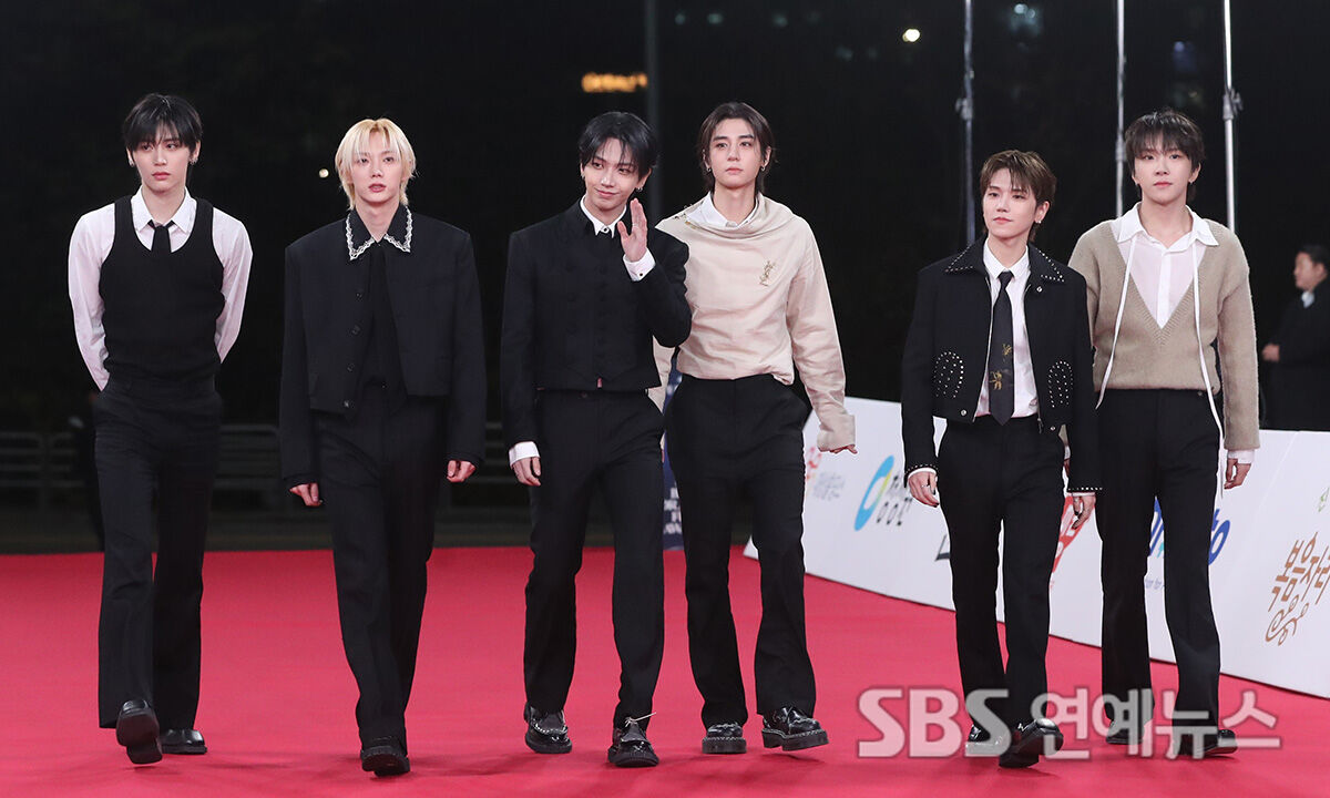 보이넥스트도어