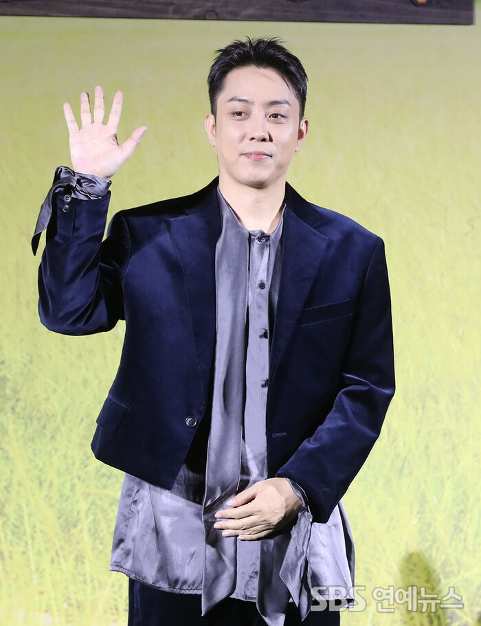 Eun Ji-won at the Netflix 'Three Meals in Kenya' press conference in Seoul