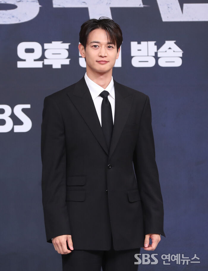 Minho of SHINee at the press conference for SBS’s new basketball-themed variety show '열혈농구단' in Seoul