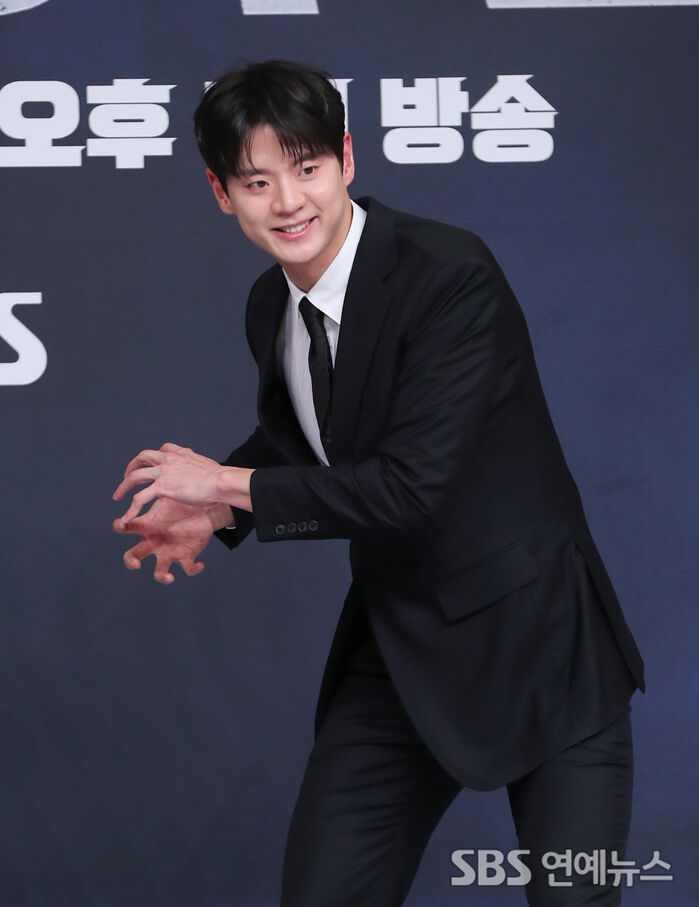 Moon Suinn Dares You to Steal the Ball