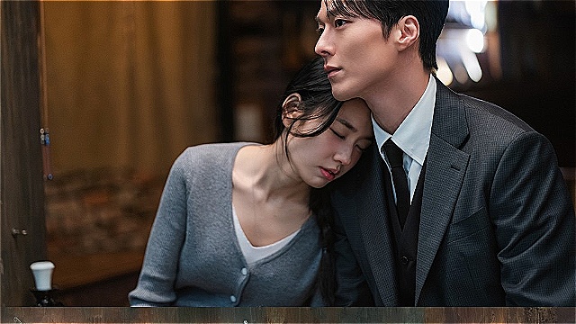 '키스는 괜히 해서!' 장기용 어깨에 기댄 안은진…키스보다 설렌다