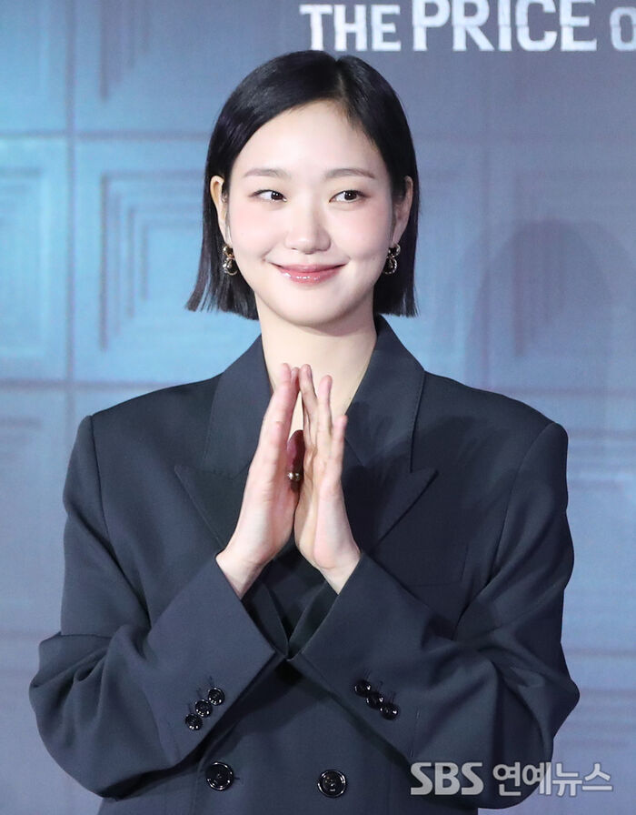 Kim Go-eun Teases Netflix's Upcoming 'The Price of Confession'