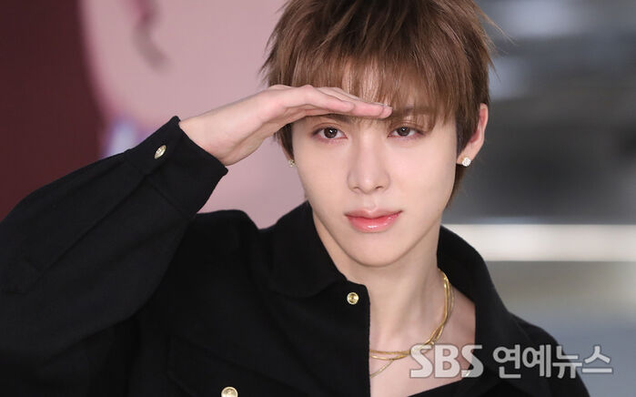 ALLDAY PROJECT WOOCHAN Melts Hearts with His Gaze