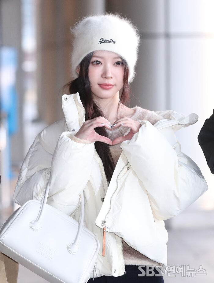 ILLIT's MOKA Jets to Tokyo With Chocolate-Sweet Charm