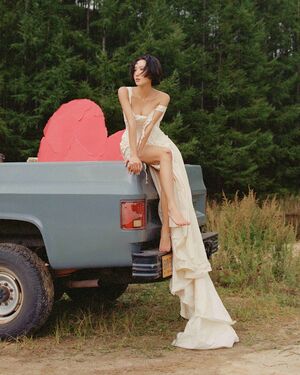 Hwa Sa's 'Good Goodbye' Rules Billboard Korea Hot 100 for Second Week After Viral Blue Dragon Collab