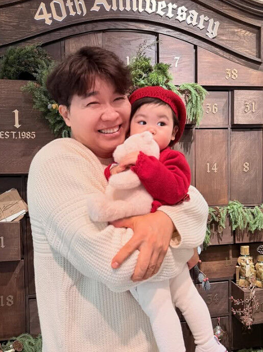 박수홍, 24년 지원한 보육원에 출연료 전액 기부..."기업들과 동참"