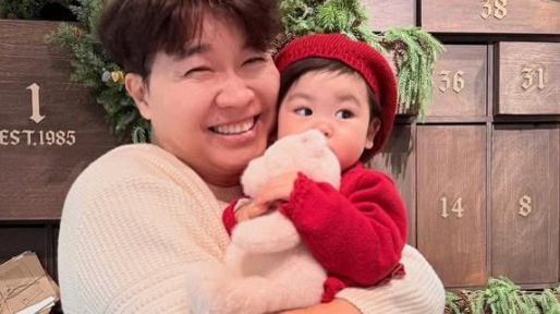 박수홍, 24년 지원한 보육원에 출연료 전액 기부..."기업들과 동참"