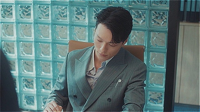 '키스는 괜히 해서!' 위장취업 안은진, 장기용에 사직서 제출&hellip;이대로 퇴사?