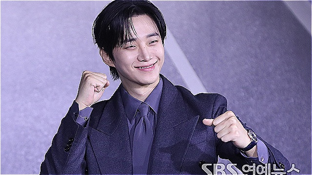 [E포토] '캐셔로' 이준호, '짠내 나는 히어로'