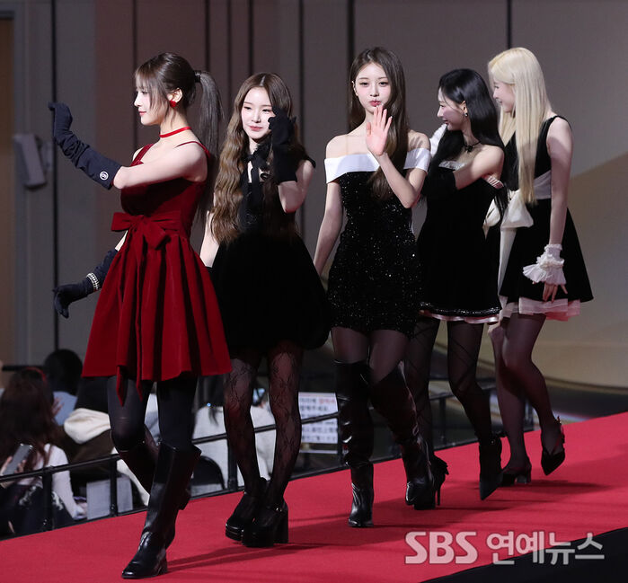 At the 2025 SBS Music Awards Red Carpet