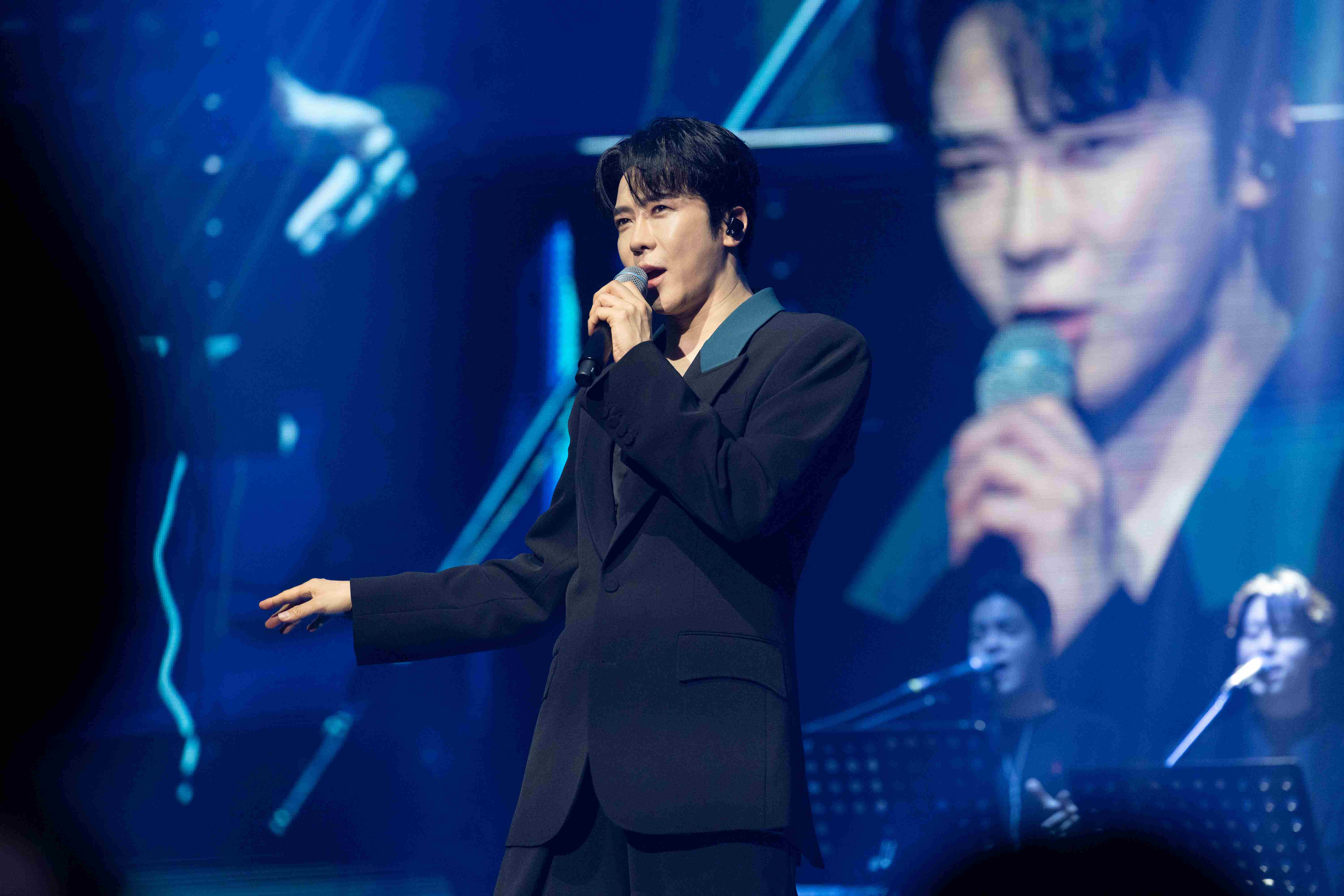 Enoch Closes Out 2025 with a Bang, Sets First Solo Concert in Japan for February