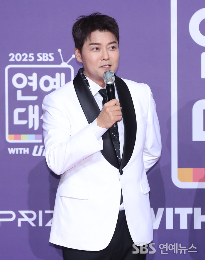 SBS Entertainment Awards Hosts