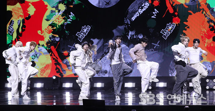 idntt Kicks Off the New Year With High-Energy 'Pretty Boy Swag' Showcase