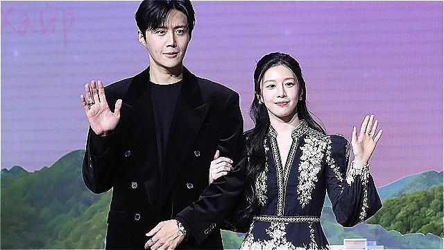 [E포토] 김선호-고윤정, '이 사랑 통역 되나요'