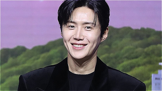 '이사통' 4개국어 연기한 김선호 "다중언어 연기, 액션보다 어려웠다"