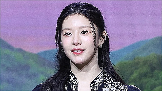 "지금까지 보지 못한 고윤정 매력, '이 사랑 통역 되나요?'에 담겼다"