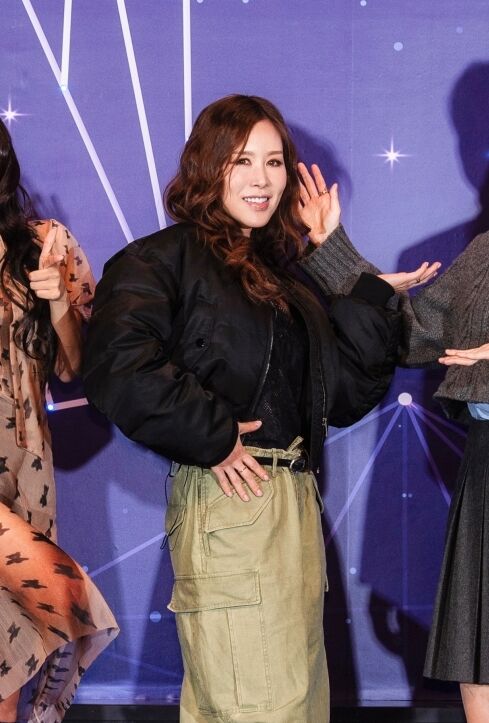 'Kick a Goal' Chae Ri-na Says Soccer Cut Her 'Muscle Age' from 50s to 30s: "I Won My Fight with Myself"