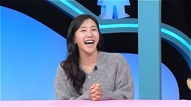 '동상이몽2' 김지유 플러팅에 겁먹은 서장훈&hellip;"살짝 무서운데?"