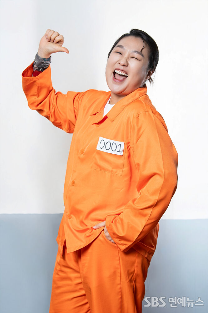 Lee Su-ji on 'Real Talk'; "My Superpower Is Not Burning Out―Get Ready for a Mash-Up of My Alter Egos"