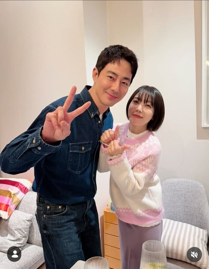 Ha Ji-young: "Jo In-sung Asked to Come on My YouTube First ― I Spaced Out For 10 Seconds"