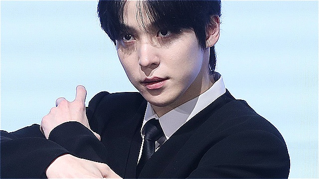 [E포토] 에이티즈 윤호, '강렬한 카리스마 눈빛'